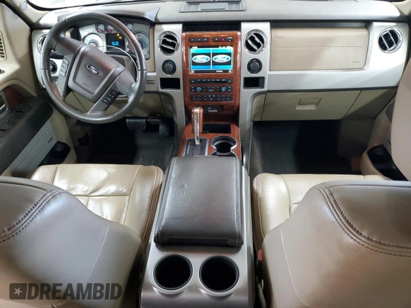 2009 Ford F-150 XL z VIN 1FTPW14V09FA01099, wystawiony jako Copart lot #54593915 z przebiegiem 199 744 mil mil oraz Szkody całkowita. Historia ofert i sprzedaży dostępna na DreamBid. Obrazek 8.