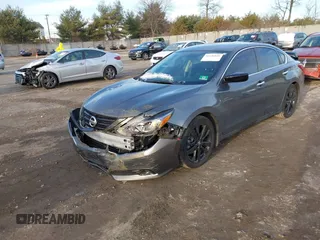 2018 Nissan Altima SV with VIN 1N4AL3APXJC296000, listed as a IAAI auction lot 41136829 with 53,975 mi miles and . Bid and sale history available at carsss.com. Image 20.