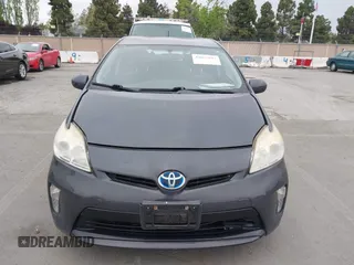2013 Toyota Prius One with VIN JTDKN3DU6D5599875, listed as a IAAI auction lot 42057892 with 118,216 mi miles. Bid and sale history available at carsss.com. Image 12.