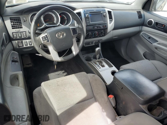2013 Toyota Tacoma z VIN 5TFUU4EN5DX058037, wystawiony jako Copart lot #58387535 z przebiegiem 110 564 mil mil oraz Szkoda całkowita • Salvage title. Historia ofert i sprzedaży dostępna na DreamBid. Obrazek 8.