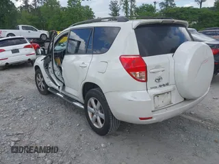 2006 Toyota RAV4 Limited с VIN JTMZK31V665001498, выставлен на аукционе IAAI как лот 42258811 с пробегом 214 530 миль миль и . История ставок и продаж доступна на DreamBid. Изображение 3.