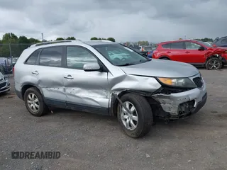 2011 Kia Sorento LX with VIN 5XYKT3A14BG050650, listed as a IAAI auction lot 40529423 with 53,301 mi miles. Bid and sale history available at carsss.com. Image 1.