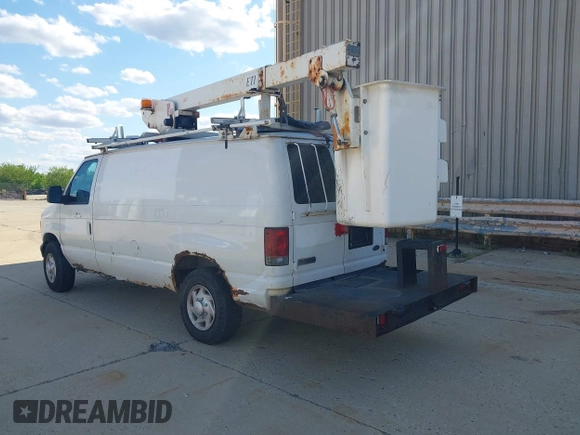 2007 Ford Econoline Cargo with VIN 1FTSE34L37DA57344, listed as a IAAI auction lot 42193599 with 211,674 mi miles and . Bid and sale history available at DreamBid. Image 3.