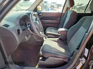2016 Jeep Patriot Sport with VIN 1C4NJPBA0GD513110, listed as a Copart auction lot 61366905 with 109,521 mi miles and Salvage title. Bid and sale history available at DreamBid. Image 7.
