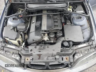 2005 BMW 3 Series 325xi with VIN WBAEU33455PF63005, listed as a Copart auction lot 60960985 with 188,733 mi miles and Salvage title. Bid and sale history available at DreamBid. Image 11.