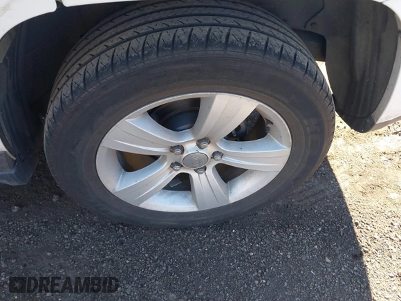 2016 Jeep Compass Sport with VIN 1C4NJDBB6GD647367, listed as a IAAI auction lot 41818920 with 169,037 mi miles and . Bid and sale history available at carsss.com. Image 12.