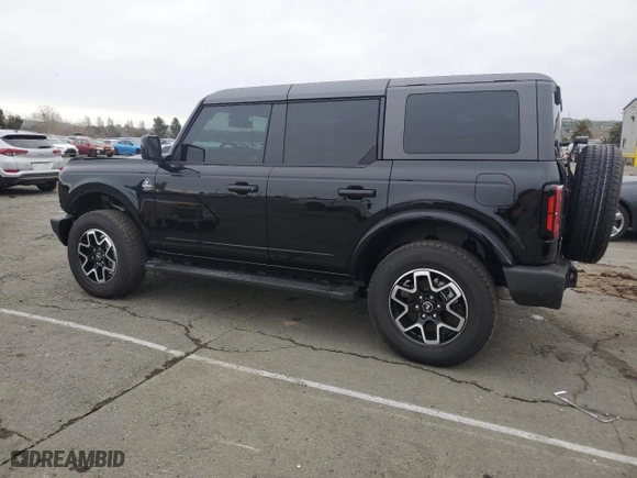2024 Ford Bronco Outer Banks with VIN 1FMDE8BH1RLA69548, listed as a Copart auction lot 44275025 with 2,917 mi miles and Salvage Title. Bid and sale history available at carsss.com. Image 2.