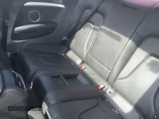 2012 Audi A5 Premium Plus z VIN WAULFAFR7CA027425, wystawiony jako IAAI lot #42270842 z przebiegiem 155 545 mil mil oraz . Historia ofert i sprzedaży dostępna na DreamBid. Obrazek 8.