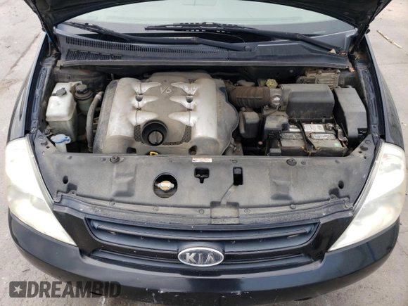 2007 Kia Sedona EX with VIN KNDMB233176164457, listed as a Copart auction lot 66833094 with 203,031 mi miles and Clean Title. Bid and sale history available at carsss.com. Image 12.