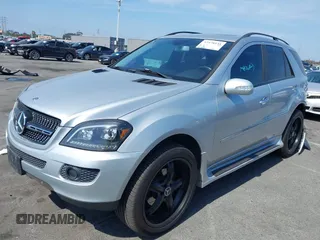 2007 Mercedes-Benz M 500 с VIN 4JGBB75E77A208800, выставлен на аукционе IAAI как лот 42478141 с пробегом 157 840 миль миль и . История ставок и продаж доступна на DreamBid. Изображение 2.