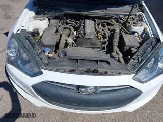 2014 Hyundai Genesis Coupe 2.0T R-Spec with VIN KMHHT6KD4EU115726, listed as a IAAI auction lot 41809019 with 67,322 mi miles. Bid and sale history available at carsss.com. Image 10.