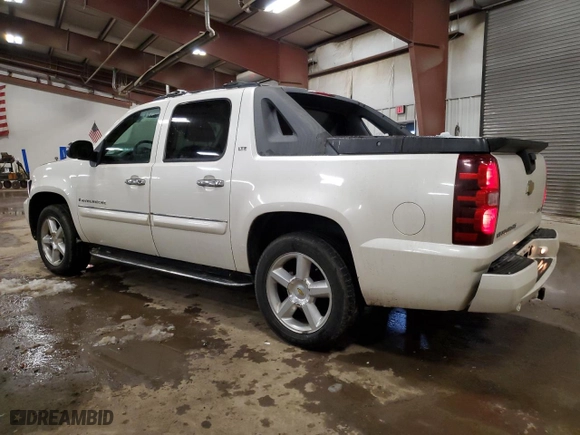 2008 Chevrolet Avalanche LT w/2LT with VIN 3GNFK12318G293391, listed as a Copart auction lot 86087754 with 161,514 mi miles and Clean Title. Bid and sale history available at carsss.com. Image 2.