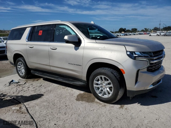 2021 Chevrolet Suburban LT with VIN 1GNSCCKD0MR313964, listed as a Copart auction lot 47876455 with 30,213 mi miles and Salvage Title. Bid and sale history available at carsss.com. Image 4.