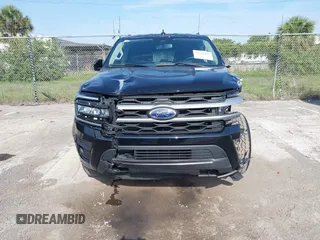 2024 Ford Expedition Max XLT с VIN 1FMJK1H83REA27722, выставлен на аукционе IAAI как лот 42376146 с пробегом 31 277 миль миль и . История ставок и продаж доступна на DreamBid. Изображение 12.