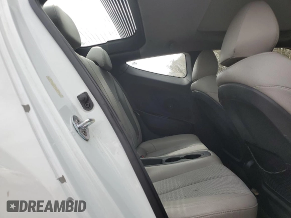 2013 Hyundai Veloster w/Gray Int with VIN KMHTC6AD7DU095627, listed as a Copart auction lot 52121225 with 86,261 mi miles and Salvage title. Bid and sale history available at DreamBid. Image 10.
