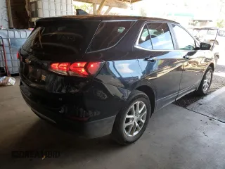2023 Chevrolet Equinox LT z VIN 3GNAXKEGXPL247001, wystawiony jako Copart lot #55705635 z przebiegiem 29 157 mil mil oraz Szkoda całkowita • Salvage title. Historia ofert i sprzedaży dostępna na DreamBid. Obrazek 3.