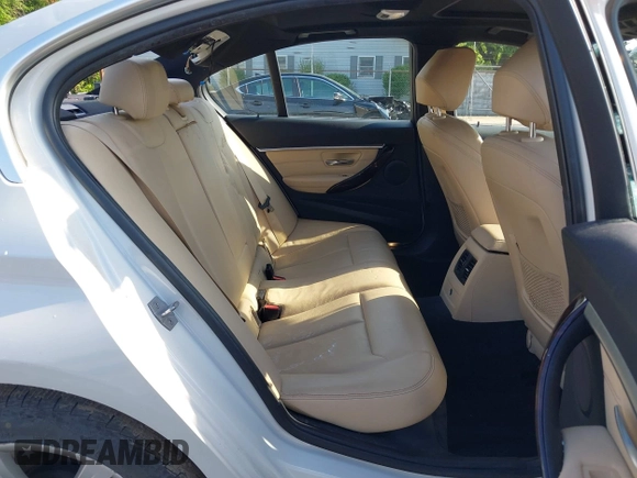 2018 BMW 3 Series 330i xDrive with VIN WBA8D9G55JNU69356, listed as a IAAI auction lot 42214499 with 81,267 mi miles and . Bid and sale history available at DreamBid. Image 8.