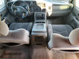 2006 GMC Yukon SLE with VIN 1GKEC13T76R117107, listed as a Copart auction lot 75003704 with 193,284 mi miles and Salvage Title. Bid and sale history available at carsss.com. Image 8.