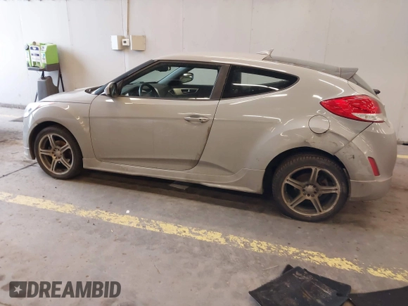 2013 Hyundai Veloster w/Black Int with VIN KMHTC6AD2DU128534, listed as a IAAI auction lot 41791398 with 158,414 mi miles and . Bid and sale history available at DreamBid. Image 14.