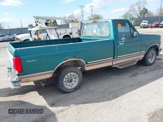 1996 Ford F-150 z VIN 1FTEF15N7TLA47916, wystawiony jako IAAI lot #41972655 z przebiegiem 130 257 mil mil oraz . Historia ofert i sprzedaży dostępna na DreamBid. Obrazek 4.