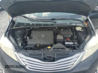 2015 Toyota Sienna XLE with VIN 5TDYK3DC2FS532715, listed as a Copart auction lot 62298295 with 151,583 mi miles and Salvage title. Bid and sale history available at DreamBid. Image 12.