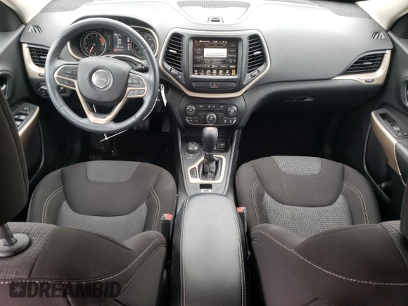 2017 Jeep Cherokee Latitude с VIN 1C4PJMCS4HW582676, выставлен на аукционе Copart как лот 60872455 с пробегом 56 223 миль миль и Списание • Salvage title. История ставок и продаж доступна на DreamBid. Изображение 8.