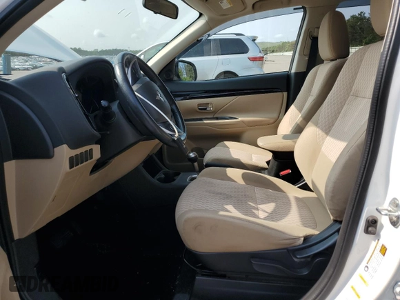 2014 Mitsubishi Outlander SE z VIN JA4AZ3A39EZ016327, wystawiony jako Copart lot #59977075 z przebiegiem 77 214 mil mil oraz Szkoda całkowita • Salvage title. Historia ofert i sprzedaży dostępna na DreamBid. Obrazek 7.
