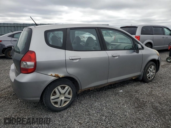 2008 Honda Fit с VIN JHMGD38488S807537, выставлен на аукционе Copart как лот 56528775 с пробегом 179 653 миль миль и Чистый • Clean title. История ставок и продаж доступна на DreamBid. Изображение 3.