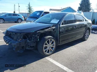 2011 Ford Fusion SE with VIN 3FAHP0HG8BR171247, listed as a IAAI auction lot 41536601 with 237,589 mi miles. Bid and sale history available at carsss.com. Image 2.