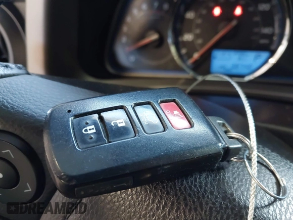 2014 Toyota RAV4 Limited with VIN 2T3DFREV3EW174950, listed as a IAAI auction lot 42542894 with 38,740 mi miles and . Bid and sale history available at DreamBid. Image 11.