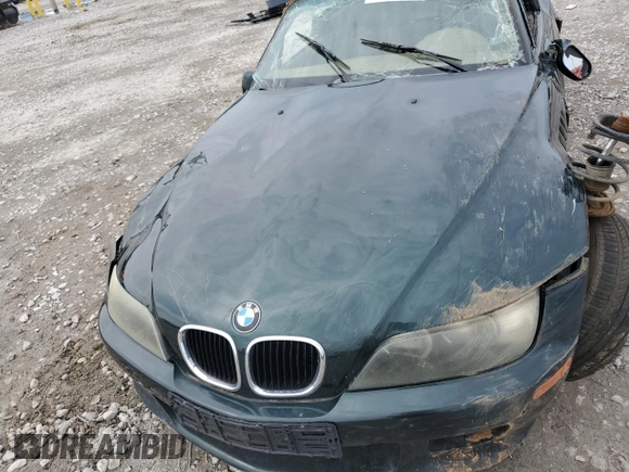 2001 BMW Z3 2.5 with VIN WBACN33461LM04027, listed as a Copart auction lot 55853495 with 135,040 mi miles and Salvage title. Bid and sale history available at DreamBid. Image 7.