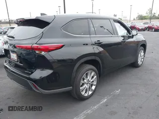 2023 Toyota Highlander L with VIN 5TDKDRAHXPS516220, listed as a IAAI auction lot 42152777 with 19,263 mi miles and . Bid and sale history available at DreamBid. Image 4.