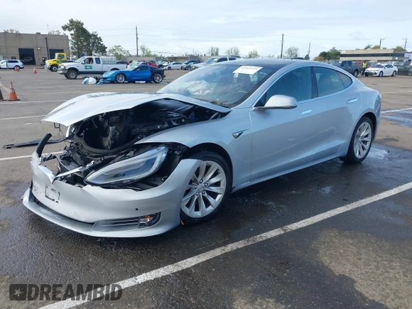 2018 Tesla Model S 75D with VIN 5YJSA1E2XJF287825, listed as a IAAI auction lot 41912116 with Not Provided miles and . Bid and sale history available at DreamBid. Image 2.