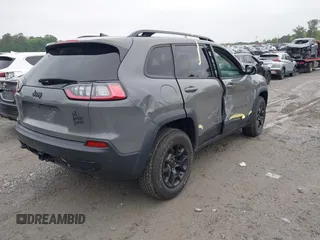 2022 Jeep Cherokee X z VIN 1C4PJMCX0ND555770, wystawiony jako IAAI lot #42107885 z przebiegiem 42 302 mil mil oraz . Historia ofert i sprzedaży dostępna na DreamBid. Obrazek 4.