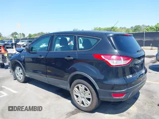 2013 Ford Escape S with VIN 1FMCU0F7XDUD47559, listed as a IAAI auction lot 42027505 with 209,394 mi miles. Bid and sale history available at carsss.com. Image 3.