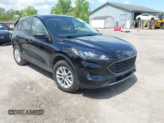 2022 Ford Escape SE z VIN 1FMCU9G62NUA32931, wystawiony jako IAAI lot #42267186 z przebiegiem 61 739 mil mil oraz . Historia ofert i sprzedaży dostępna na DreamBid. Obrazek 1.