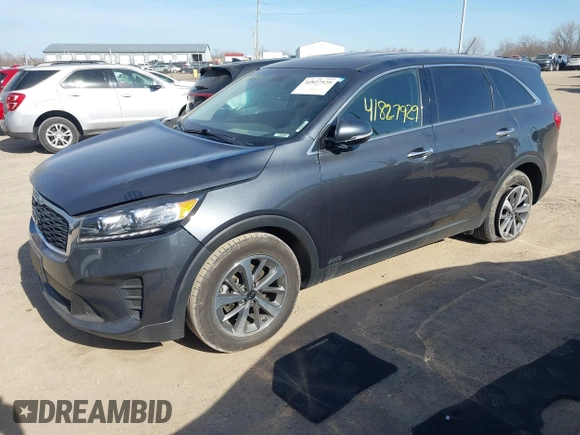 2020 Kia Sorento LX with VIN 5XYPGDA59LG683343, listed as a IAAI auction lot 41827929 with 103,222 mi miles and . Bid and sale history available at carsss.com. Image 2.