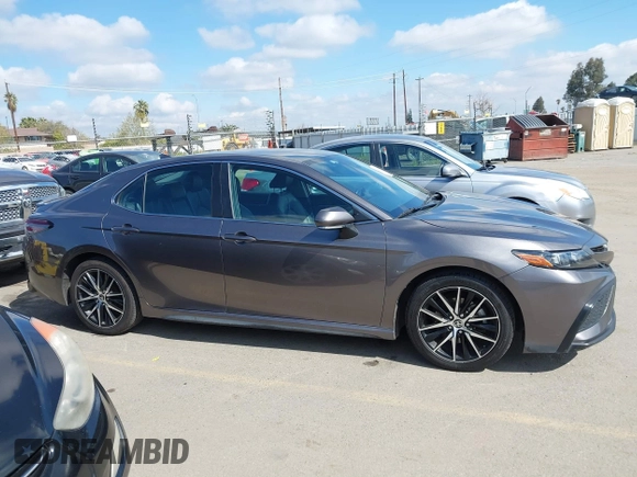 2022 Toyota Camry SE with VIN 4T1G11AK1NU499064, listed as a IAAI auction lot 41734310 with 87,159 mi miles and . Bid and sale history available at DreamBid. Image 13.