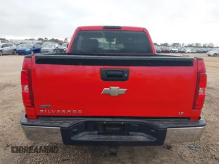 2010 Chevrolet Silverado 1500 LT with VIN 3GCRCSE08AG270268, listed as a IAAI auction lot 41534509 with 175,844 mi miles and . Bid and sale history available at DreamBid. Image 16.