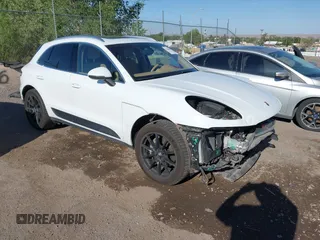 2015 Porsche Macan S with VIN WP1AB2A55FLB51717, listed as a IAAI auction lot 42474808 with 133,765 mi miles and . Bid and sale history available at DreamBid. Image 1.