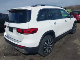 2020 Mercedes-Benz GLB 250 z VIN WDC4M4GB0LW010866, wystawiony jako IAAI lot #41720732 z przebiegiem 6 515 mil mil oraz . Historia ofert i sprzedaży dostępna na DreamBid. Obrazek 4.