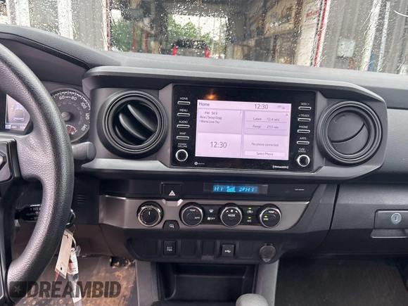 2021 Toyota Tacoma SR z VIN 5TFCZ5AN2MX279975, wystawiony jako IAAI lot #42477503 z przebiegiem 50 690 mil mil oraz . Historia ofert i sprzedaży dostępna na DreamBid. Obrazek 22.