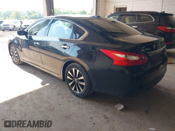 2017 Nissan Altima SV z VIN 1N4AL3AP3HC283714, wystawiony jako IAAI lot #42405326 z przebiegiem 175 101 mil mil oraz . Historia ofert i sprzedaży dostępna na DreamBid. Obrazek 3.