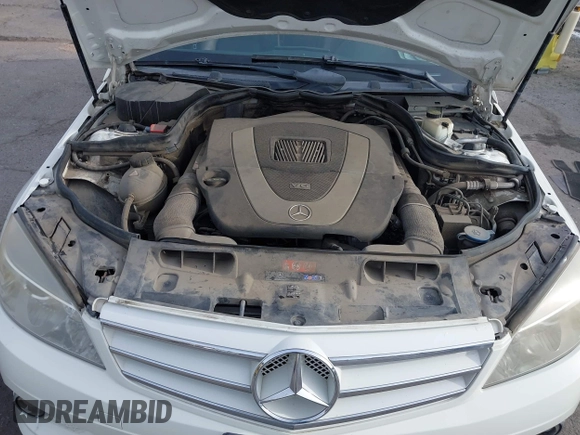 2009 Mercedes-Benz C-Class 3.0L Sport with VIN WDDGF54X49R061724, listed as a IAAI auction lot 41600801 with 91,637 mi miles. Bid and sale history available at carsss.com. Image 10.