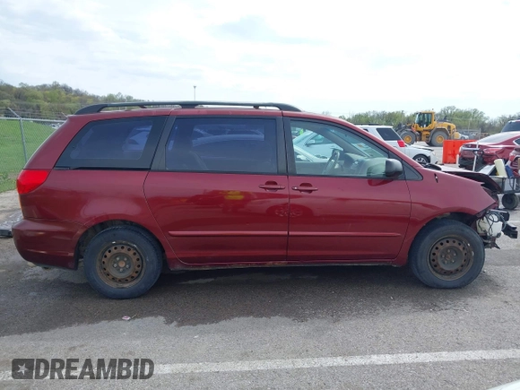 2006 Toyota Sienna CE with VIN 5TDZA23C96S560661, listed as a IAAI auction lot 41954886 with 272,937 mi miles. Bid and sale history available at carsss.com. Image 14.