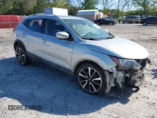 2017 Nissan Rogue S z VIN JN1BJ1CP8HW006791, wystawiony jako IAAI lot #42063113 z przebiegiem 92 576 mil mil oraz . Historia ofert i sprzedaży dostępna na DreamBid. Obrazek 1.
