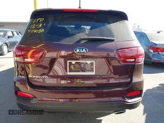 2019 Kia Sorento LX V6 with VIN 5XYPG4A53KG594088, listed as a IAAI auction lot 41249727 with 32,631 mi miles. Bid and sale history available at carsss.com. Image 16.