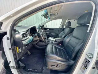 2018 Kia Sorento EX with VIN 5XYPH4A58JG399034, listed as a Copart auction lot 62614475 with 216,483 mi miles and Clean title. Bid and sale history available at DreamBid. Image 5.