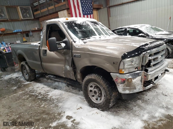 2004 Ford Super Duty F-250 XL with VIN 1FTNF21L44ED14929, listed as a Copart auction lot 41801945 with 143,761 mi miles and Salvage Title. Bid and sale history available at carsss.com. Image 4.