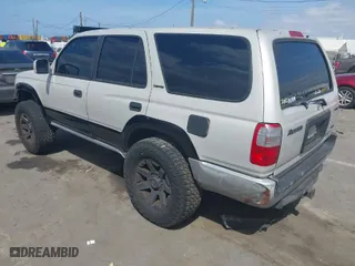 2000 Toyota 4Runner Limited with VIN JT3GN87RXY0159949, listed as a IAAI auction lot 41902757 with 213,170 mi miles. Bid and sale history available at carsss.com. Image 3.